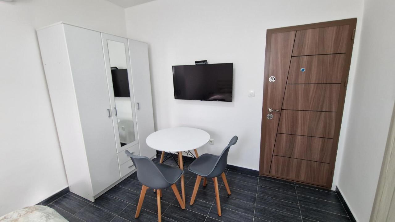 Apartman Tolosi 2 Apartman Podgorica Kültér fotó