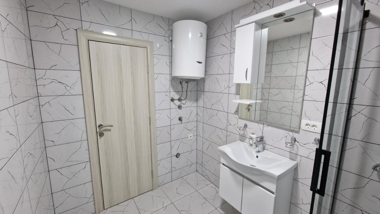 Apartman Tolosi 2 Apartman Podgorica Kültér fotó