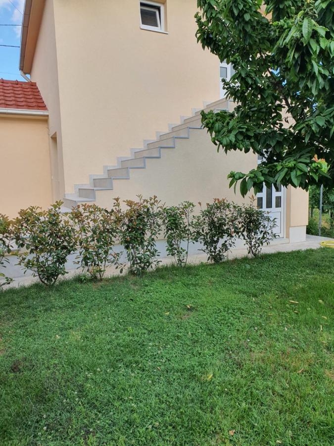 Apartman Tolosi 2 Apartman Podgorica Kültér fotó